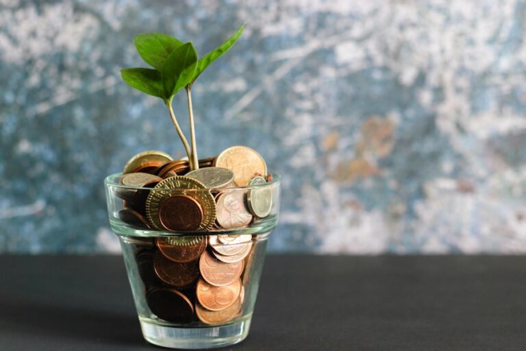 How to Save Money Effectively